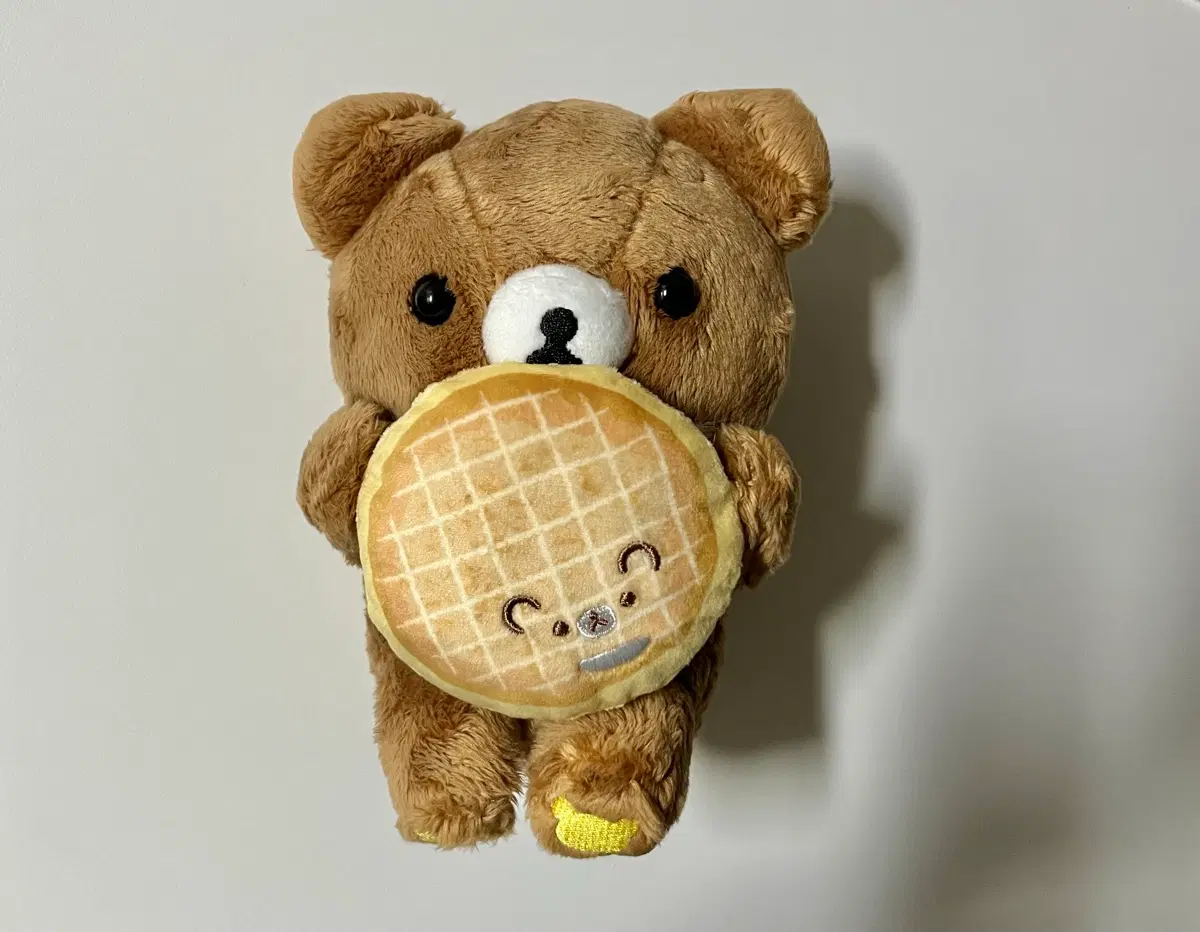 차이로이코구마 미스터 도넛 콜라보 인형