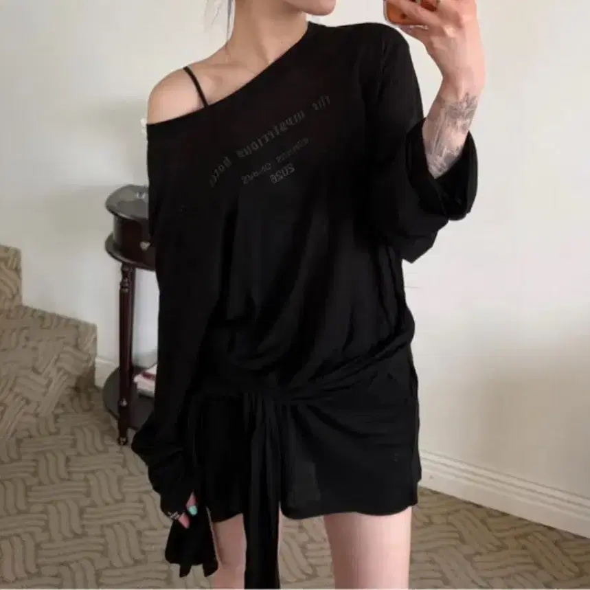 미스테리어스호텔 TMH SHEER WRAP OPS [BLACK]