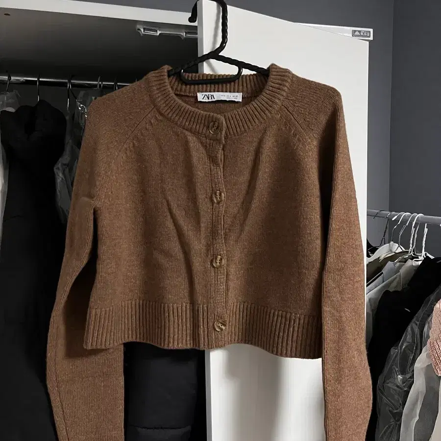 자라 zara 크롭가디건