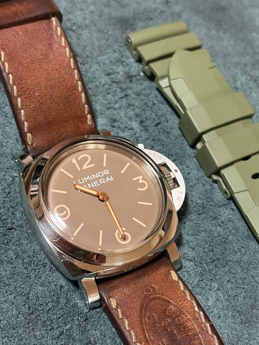 파네라이 PAM663, PAM00663