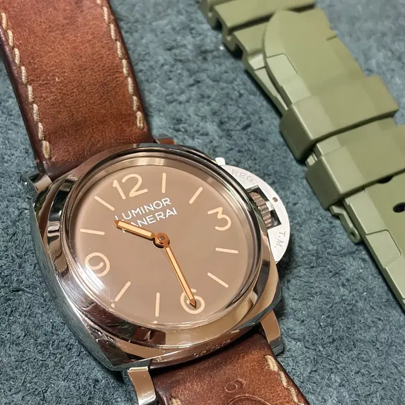 파네라이 PAM663, PAM00663