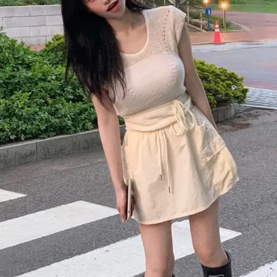 스트랩 반팔 니트