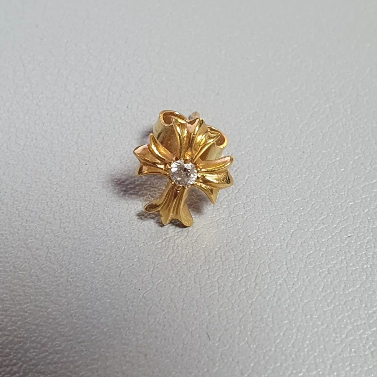 크롬하츠 22k 크로스 다이아 귀걸이 이어링