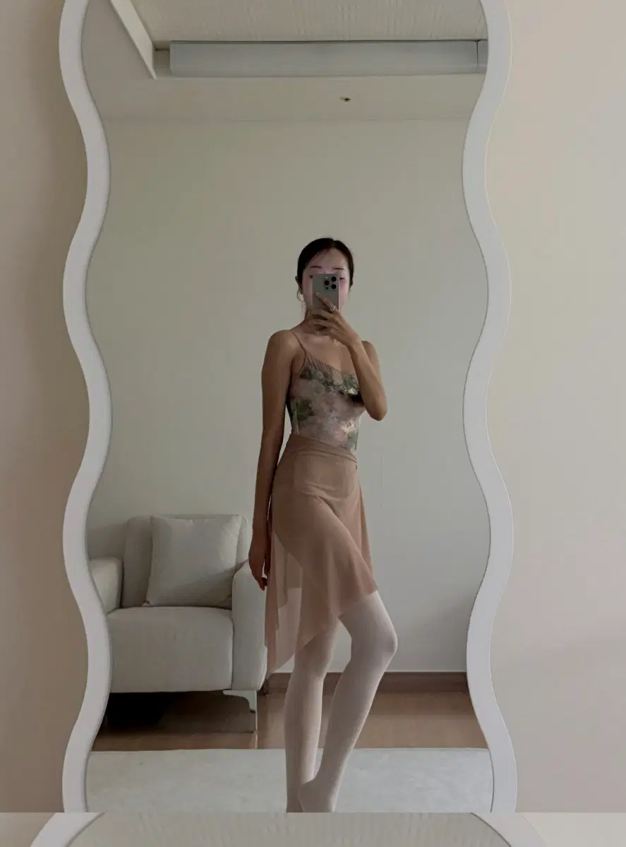 카시오페페 오블리크 발레스커트 모카무스베이지 S