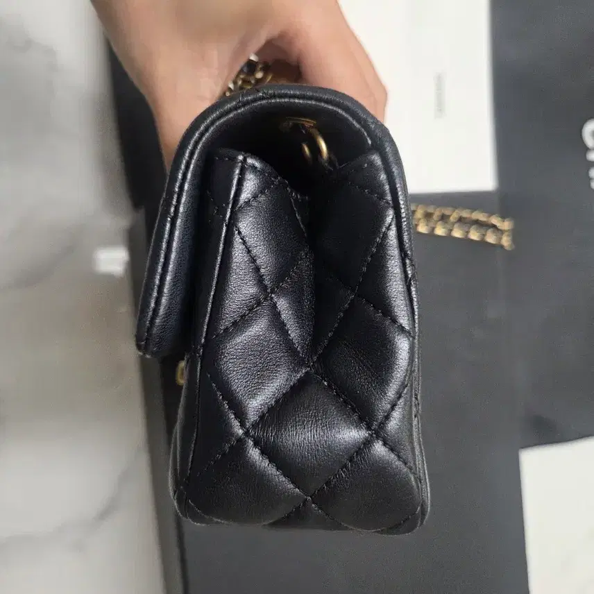 샤넬 뉴미니 골든볼 사진 6