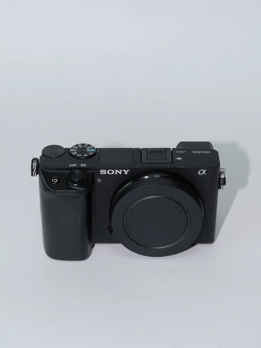 소니 알파 A6400 블랙 바디