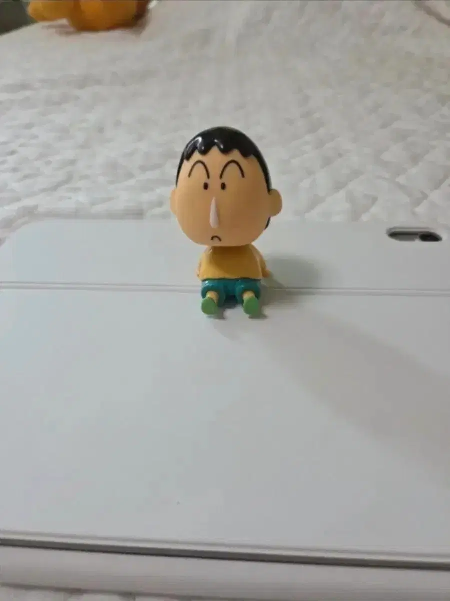 짱구는 못말려 맹구 캐릭터 피규어입니다.