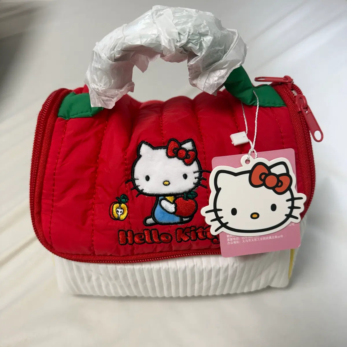 산리오 헬로키티 파우치