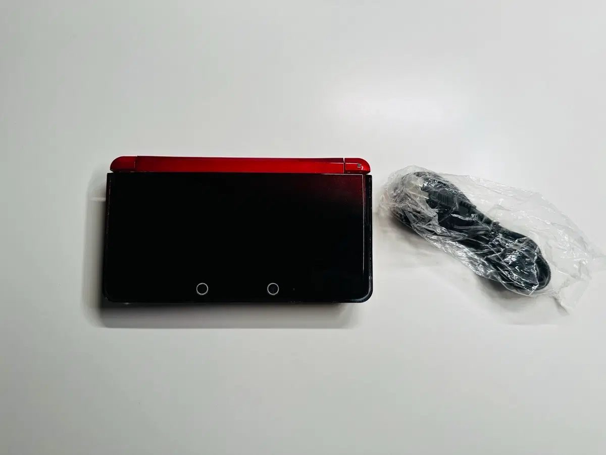닌텐도 구작다수 3DS 메탈릭 레드 판매 (큰다수, 2DS)