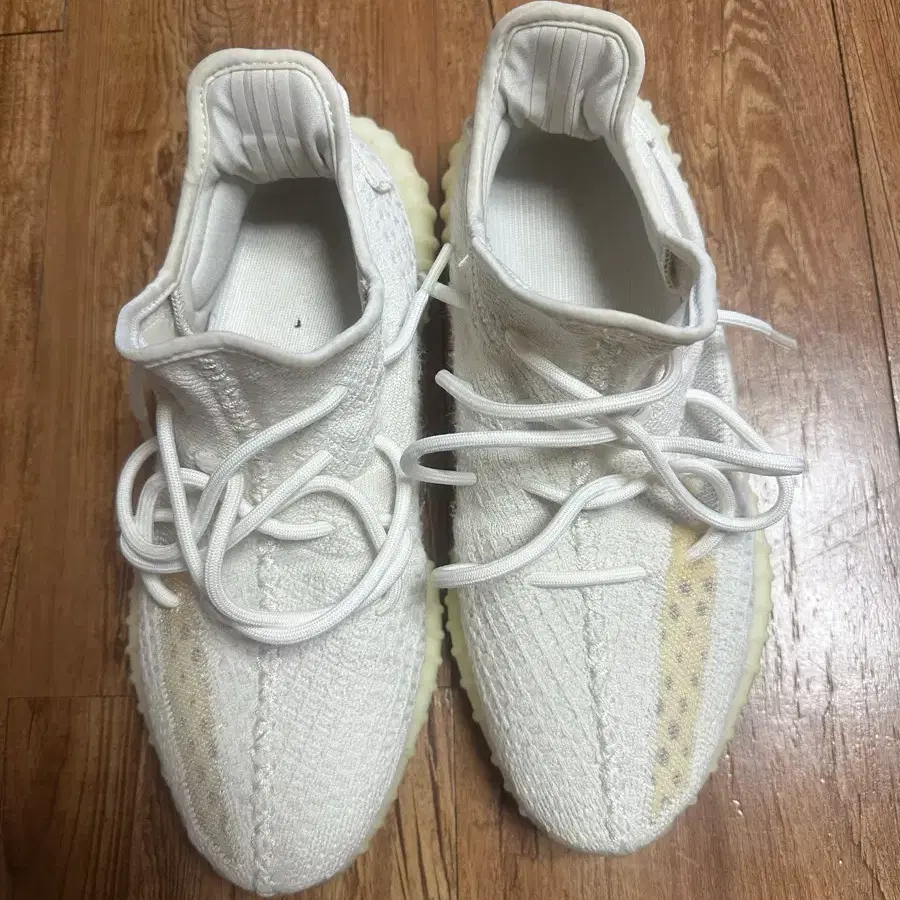 이지 부스트 350 V2 지브라 스니커즈 270