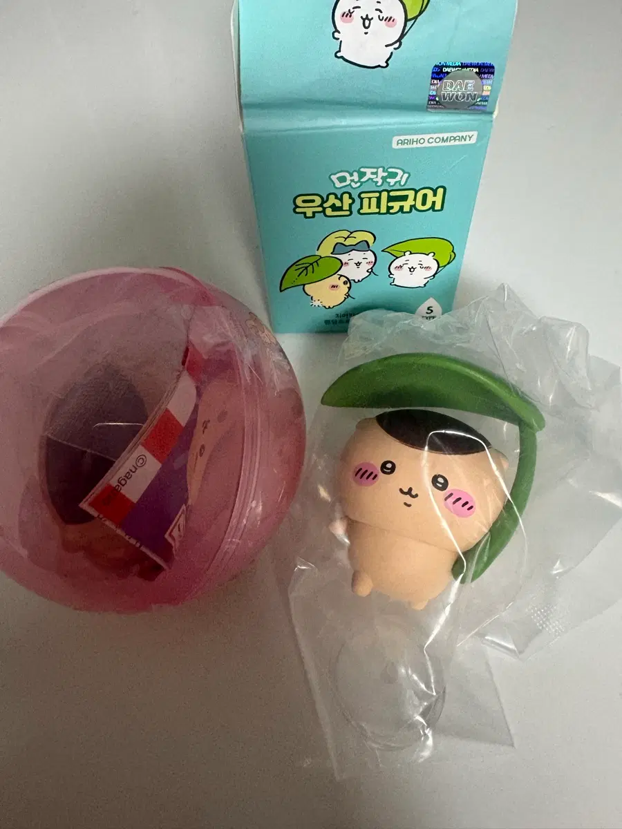 쿠리만쥬 밤만쥬 먼작귀 우산피규어, 쿠리만쥬 탈 가면 가챠 일괄 판매