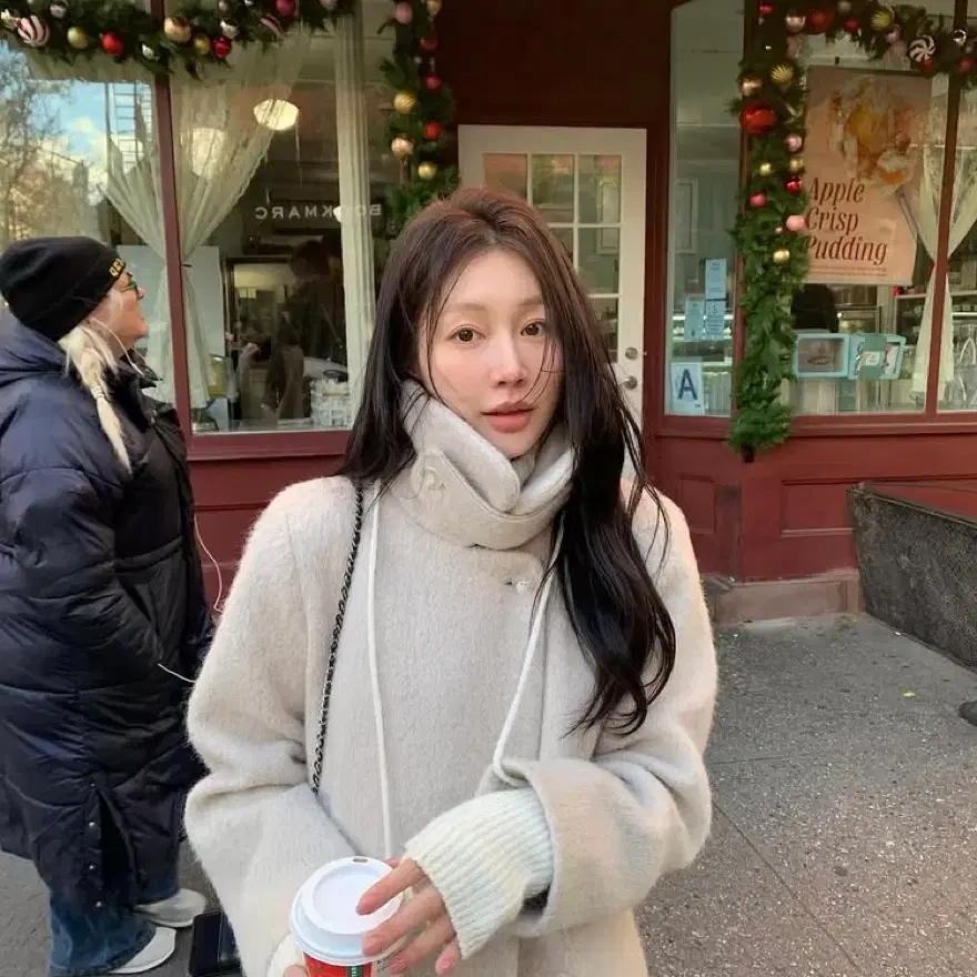 새상품) 릴리코츠 헤이즈 하이넥 하프코트 / 핑크베이지 리에뜨