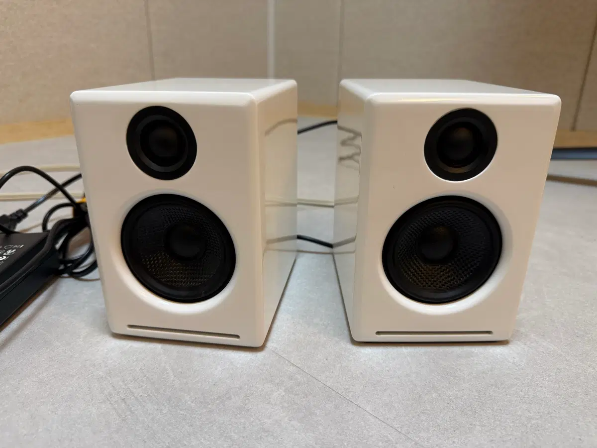 Audioengine 오디오엔진 A2+ Wireless 화이트 / 블루투스 스피커