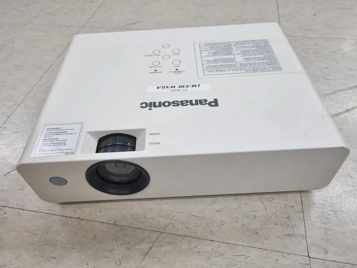 파나소닉 PT-LW330 프로젝터