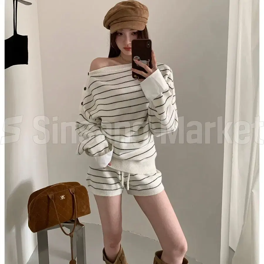 [빠른발송] 가을 투피스 로나 스트라이프 니트 숏팬츠 세트 셋업 오프숄더