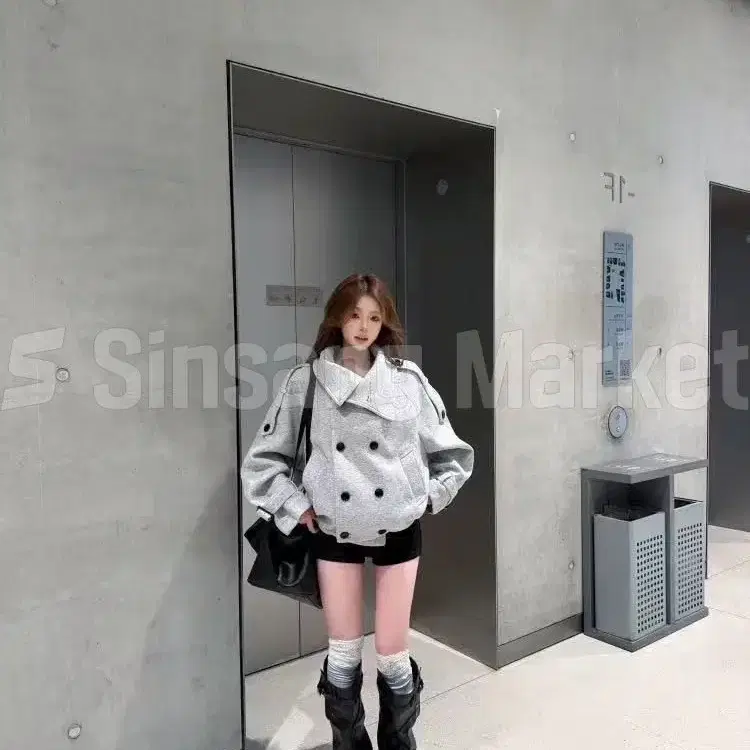 [빠른발송] 로운 더블버튼 하프 울코트 단모직 오버핏 모던시크 미니멀