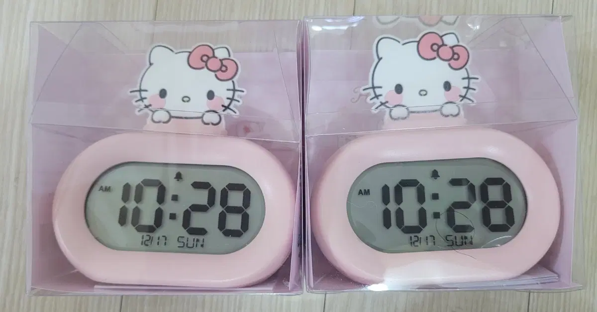 헬로키티 디지털 알람 탁상시계