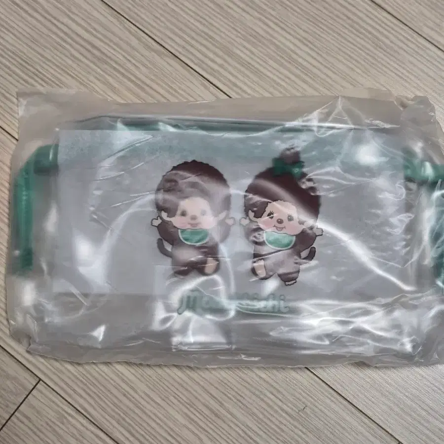 라보에이치 몬치치 투명 파우치