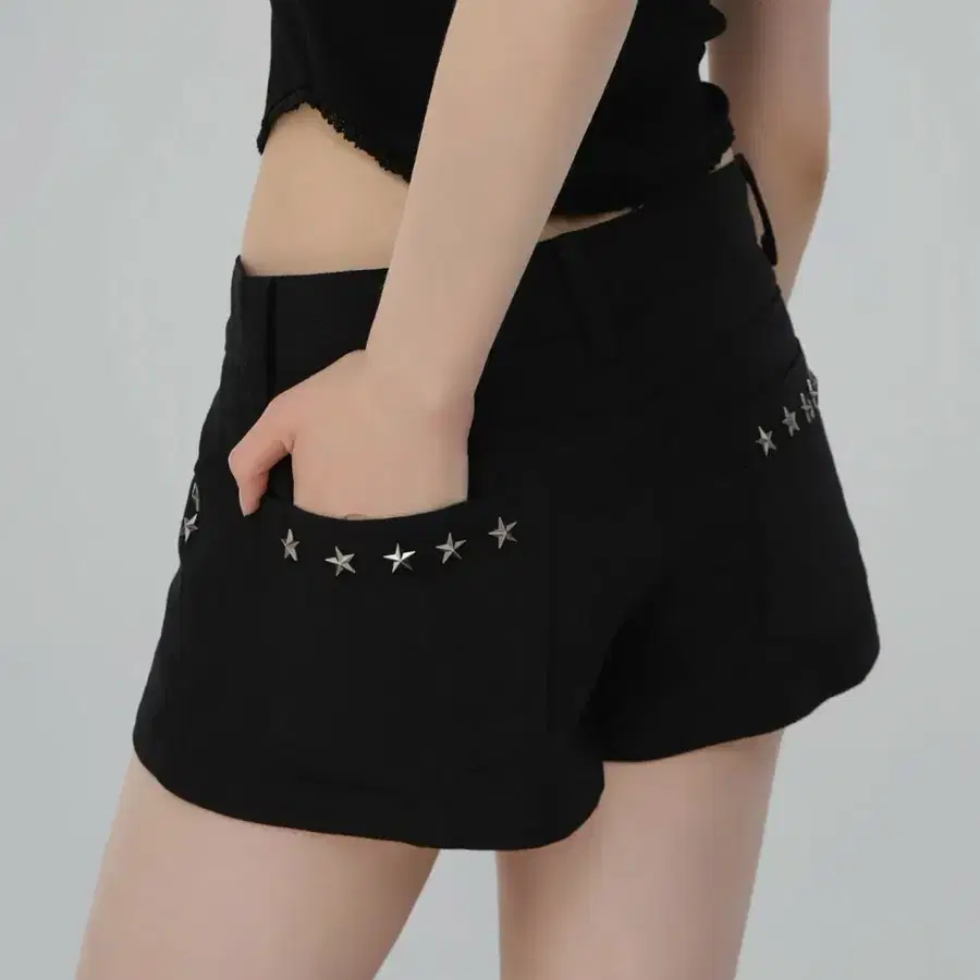 칙스 멀티스터드 숏팬츠 블랙 검정 바지 반바지 숏츠 쇼츠