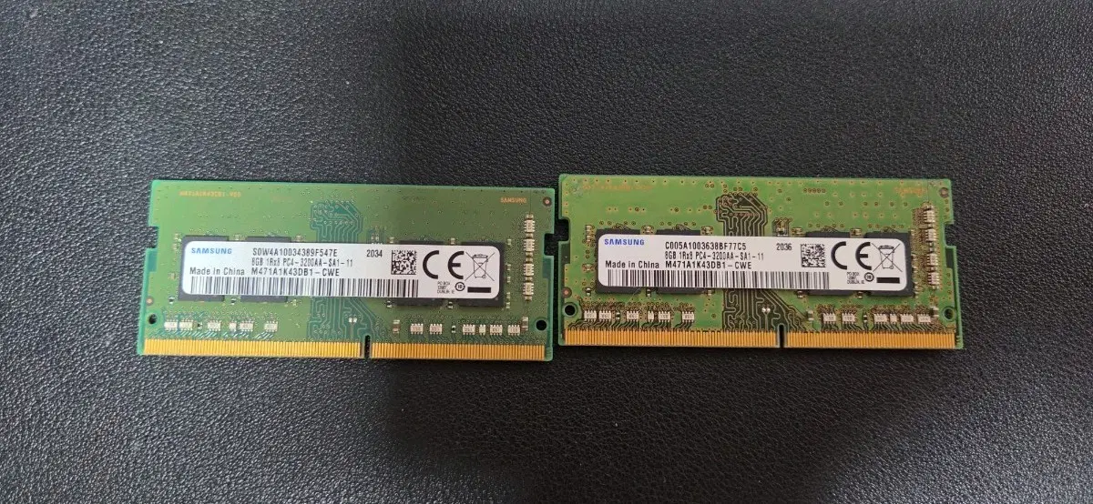 삼성 DDR4 PC4-3200AA 8GB 2개 일괄