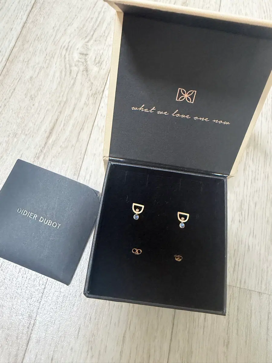 디디에두보 셀렉시옹 디 다이아몬드 골드 귀걸이 14k