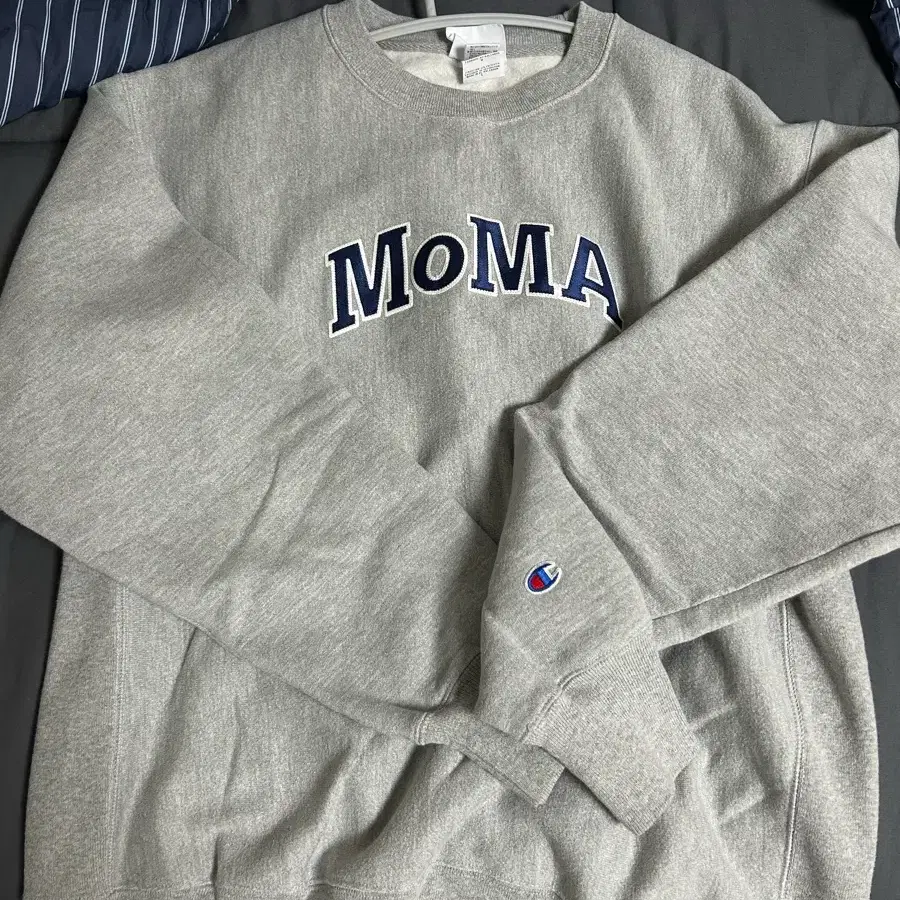 Moma x Champion 맨투맨 L