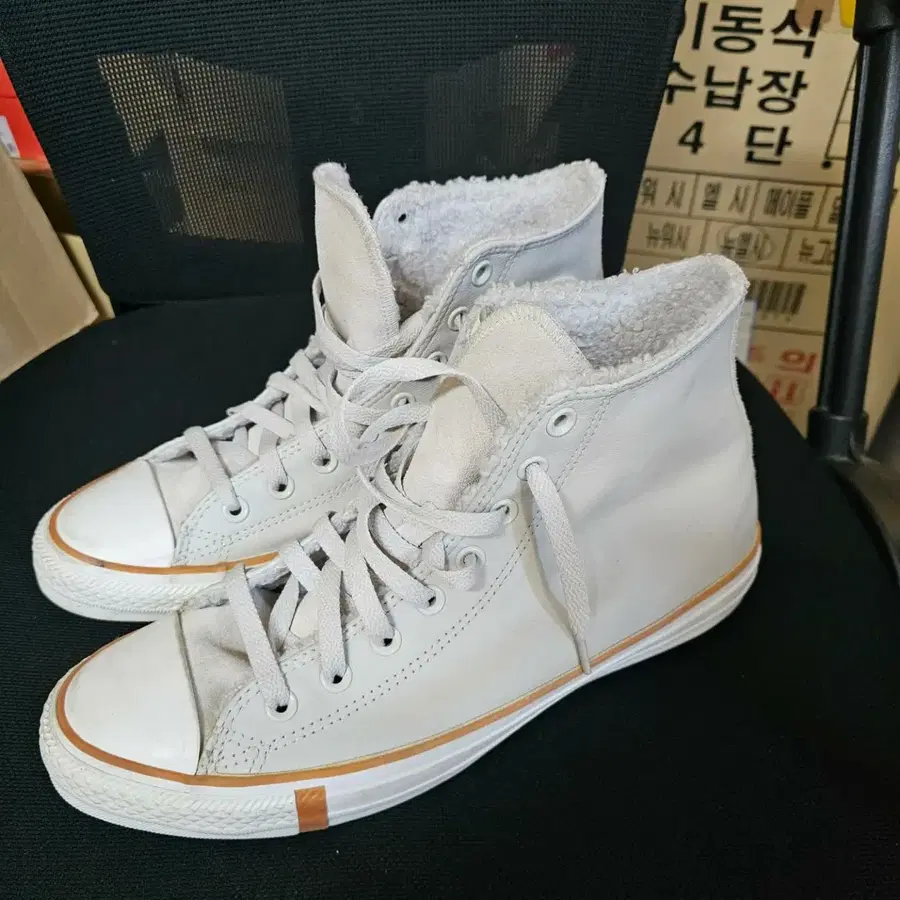 새상품 컨버스 올스타 하이탑 겨울용 280
