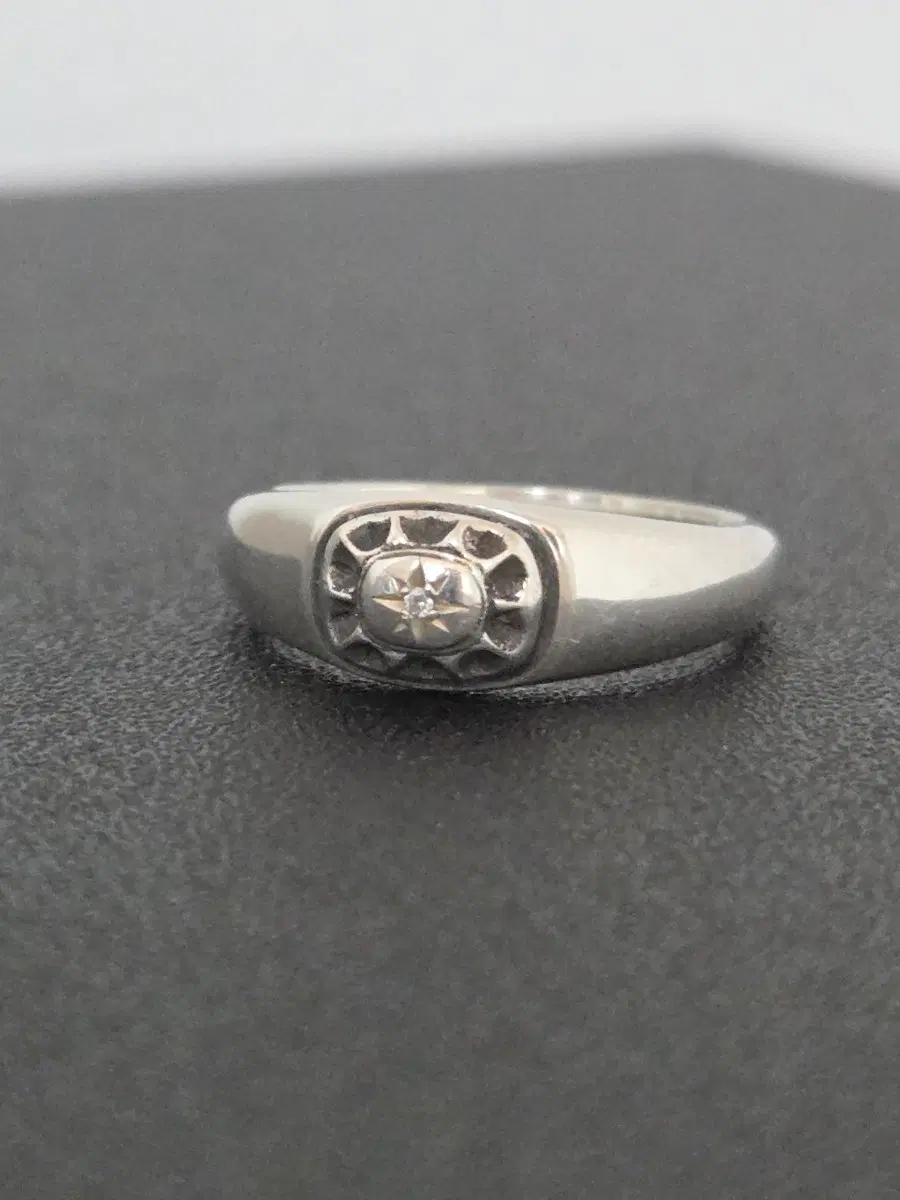오르또 SUN STAR RING SILVER 12호 (실버925, 천연다이아)
