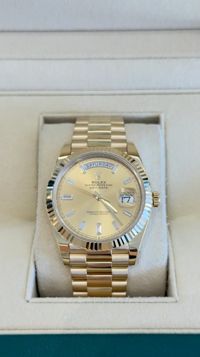 롤렉스 데이데이트 228238 바게트다이아 40mm 2019년 국내 풀셋