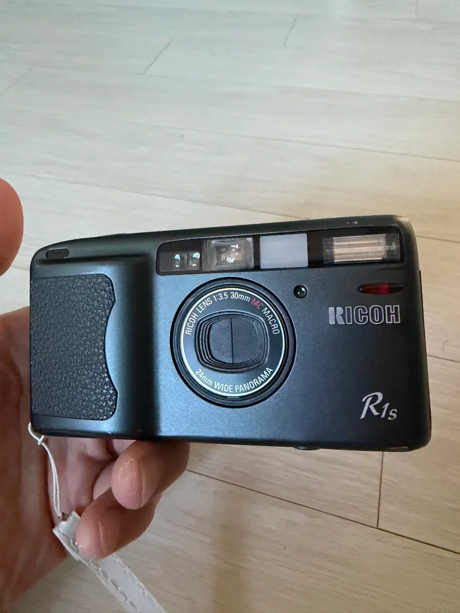 리코 R1s 필름카메라