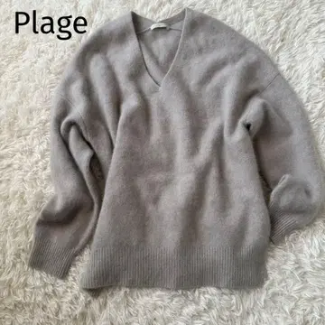 Plage Fur V 슬릿 풀오버 복슬복슬 니트 플라주