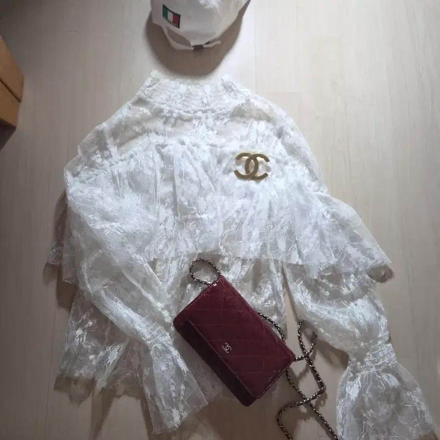 레이스블라우스 쉬폰블라우스 프릴블라우스