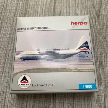 herpa Delta Lockheed L-100 1:500