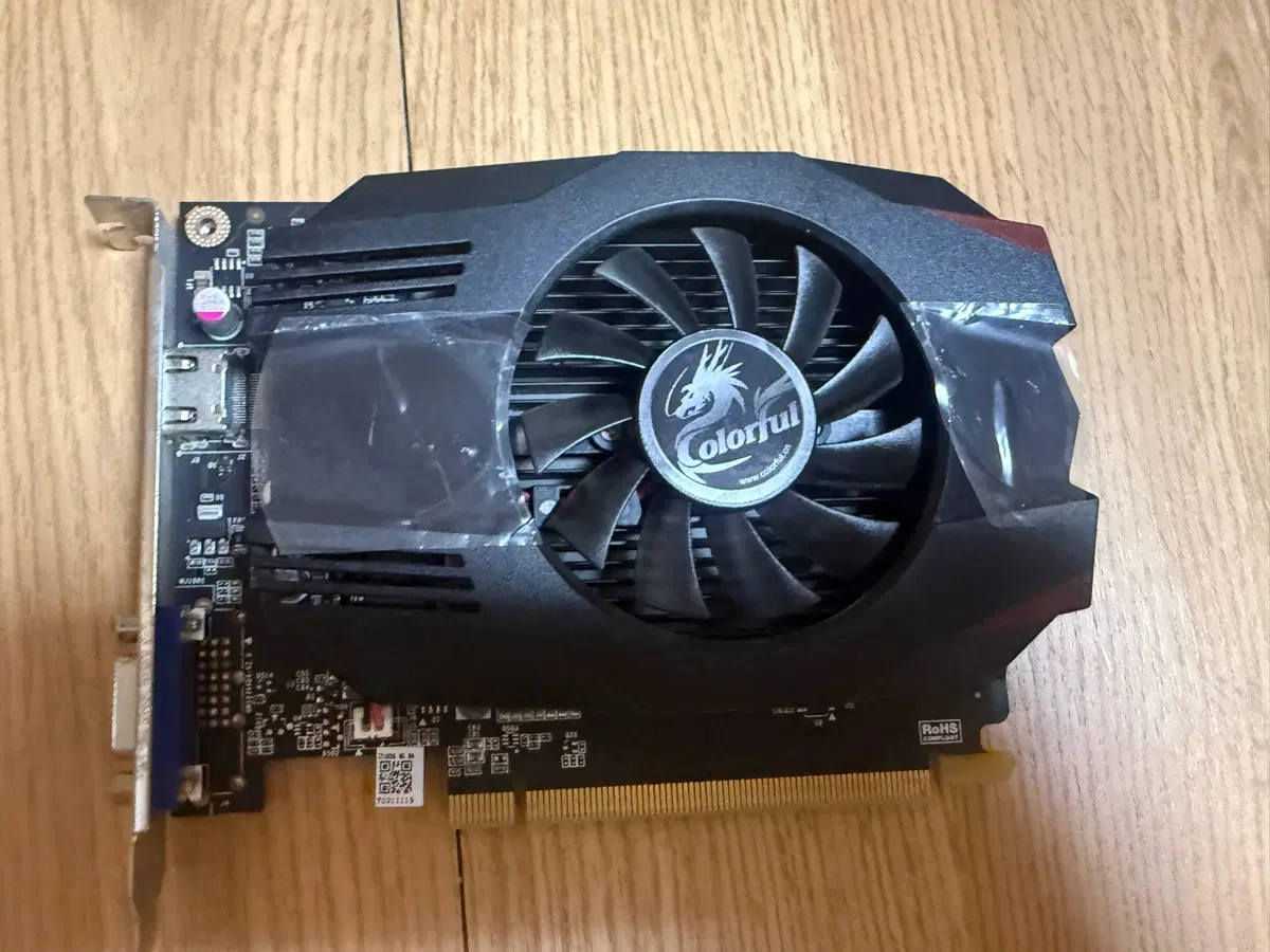 그래픽카드 NVIDIA GeForce GT 1030 4GB DDR5 64-bit