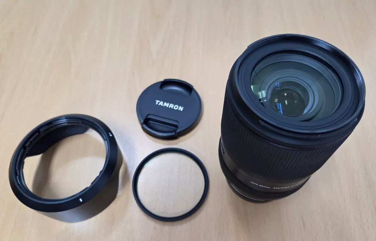 탐론 28-300mm F4-7.1 렌즈