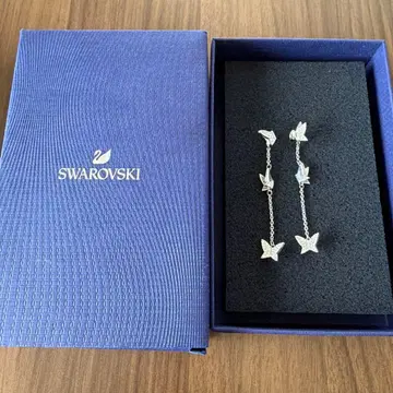 SWAROVSKI 귀걸이 5636423 버터플라이