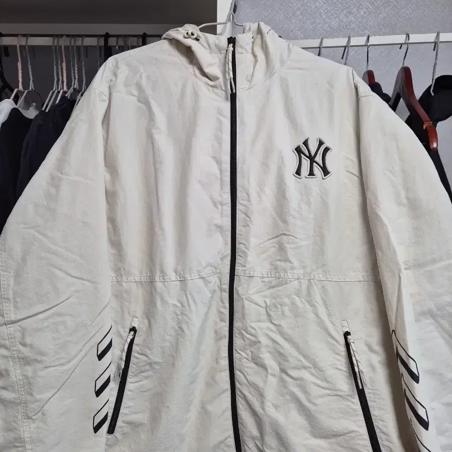 MLB 베이스 바람막이(L)