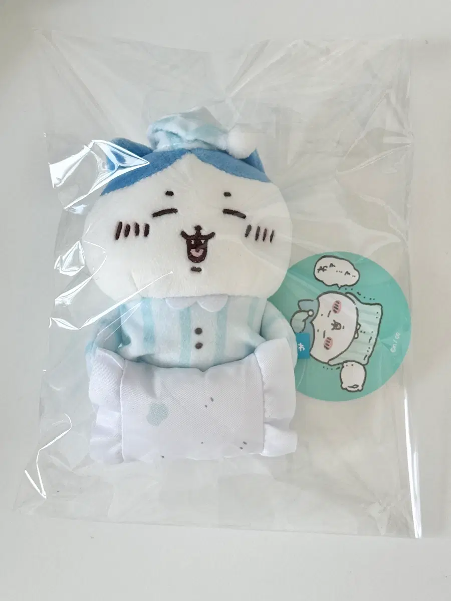 치이카와 하치와레 모니터거치대 인형