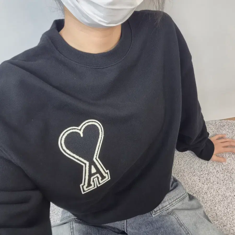 아미 드 꾀흐 하트 로고 스웨트셔츠 맨투맨 블랙 M