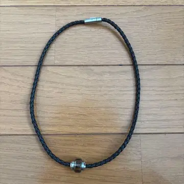 SWAROVSKI 가죽 목걸이 다크 브라운