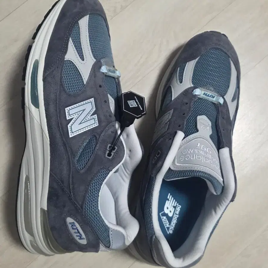 뉴발란스 x kith 991v2 스틸 블루 그레이(오사카)