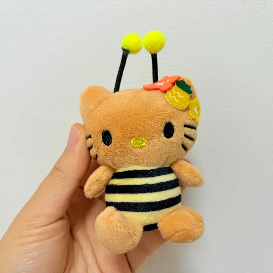 (새상품)꿀벌 키티 키링 팝니다
