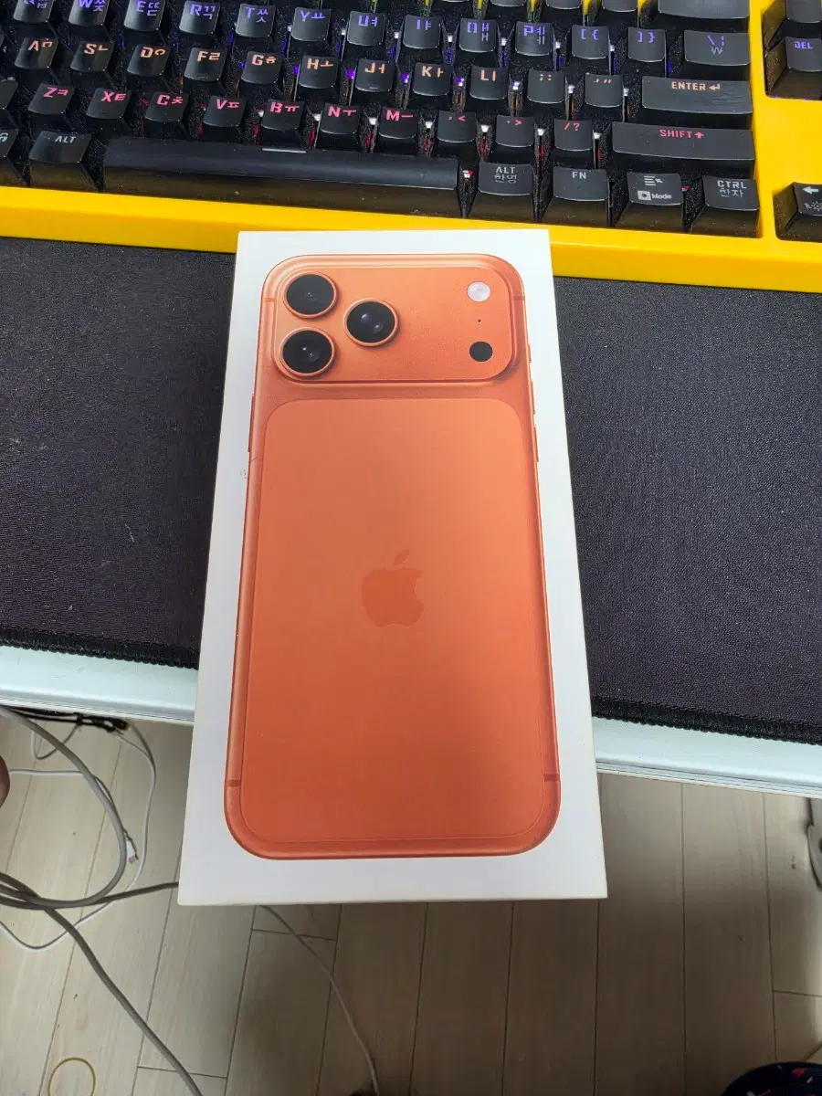 최저가)아이폰 17 프로맥스 오렌지 512GB 풀박스(새폰컨디션)