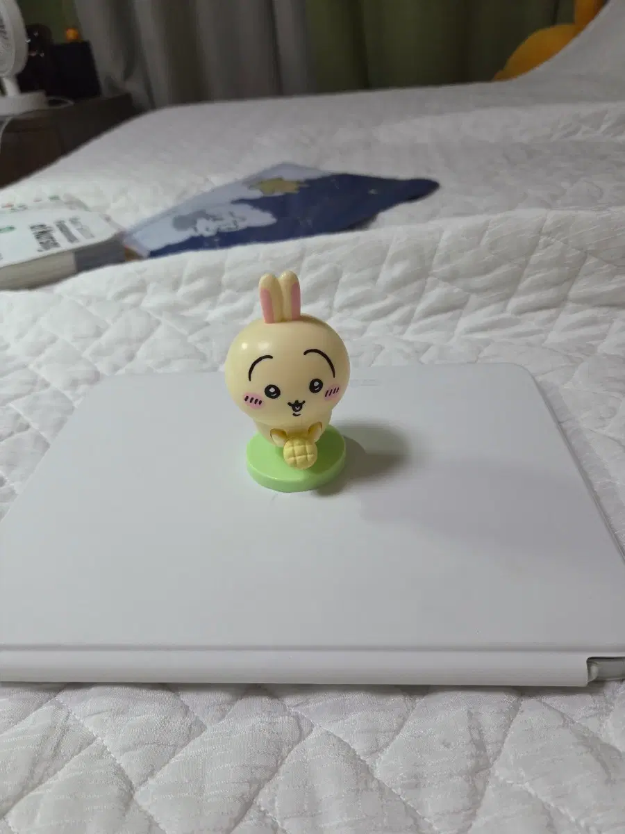 먼작귀 치이카와 런치타임 시리즈 우사기 피규어입니다.