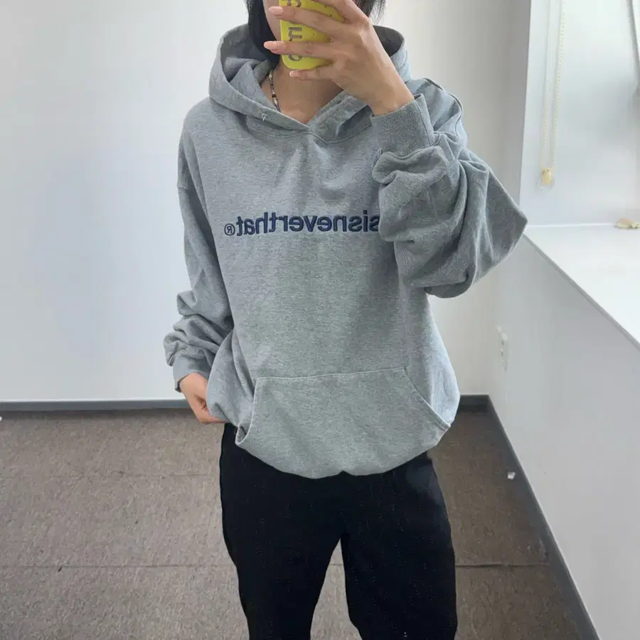 Thisisneverthat 디스이즈네버댓 스펠아웃로고 그레이 후드티