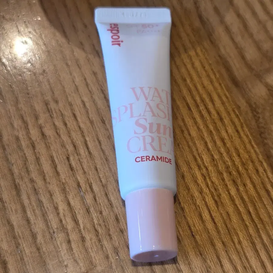 에스쁘아 워터 스플래쉬 선크림 세라마이드 미니 20ml 새상품