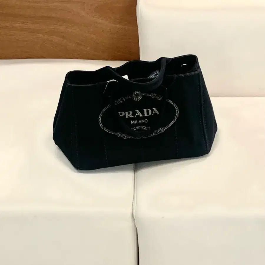 프라다 카나파 토트백 (정품)