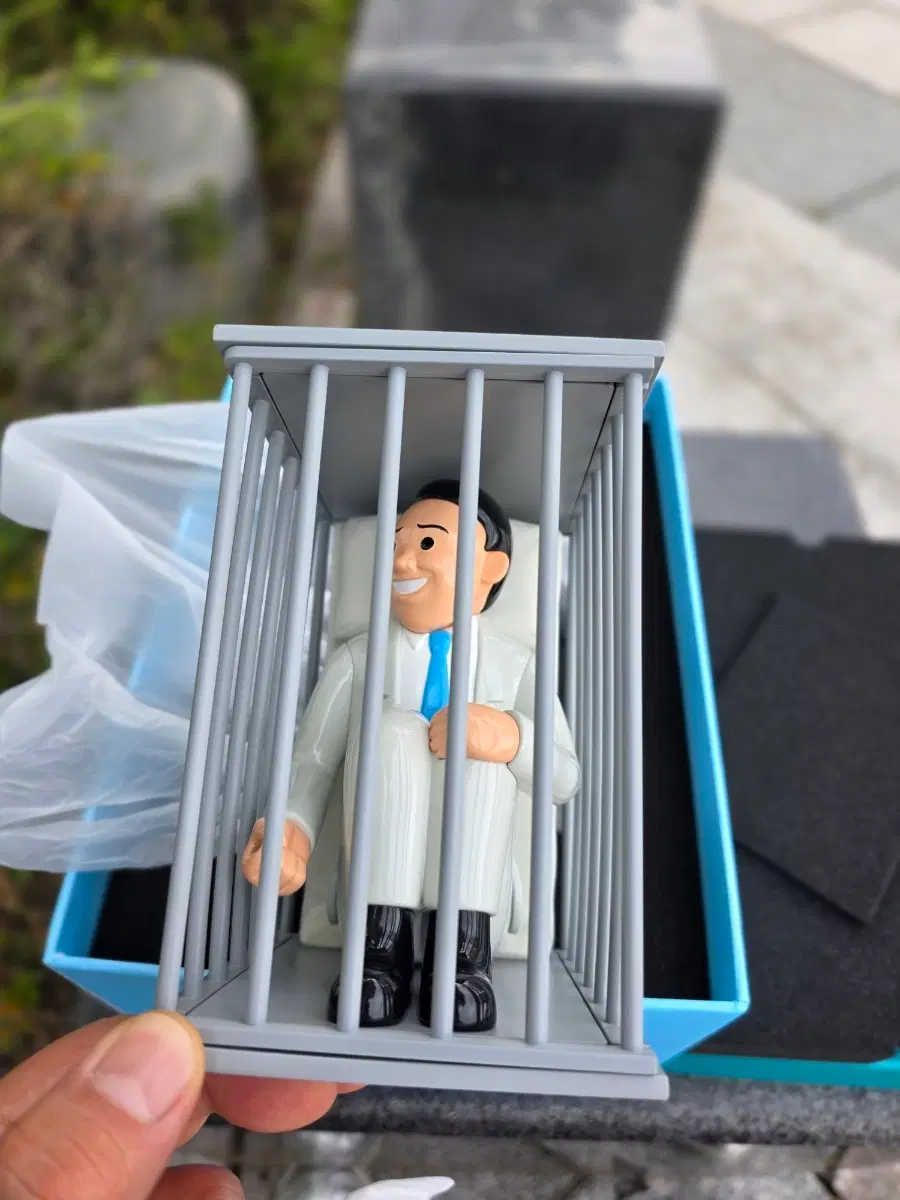 조안코넬라 케이지맨