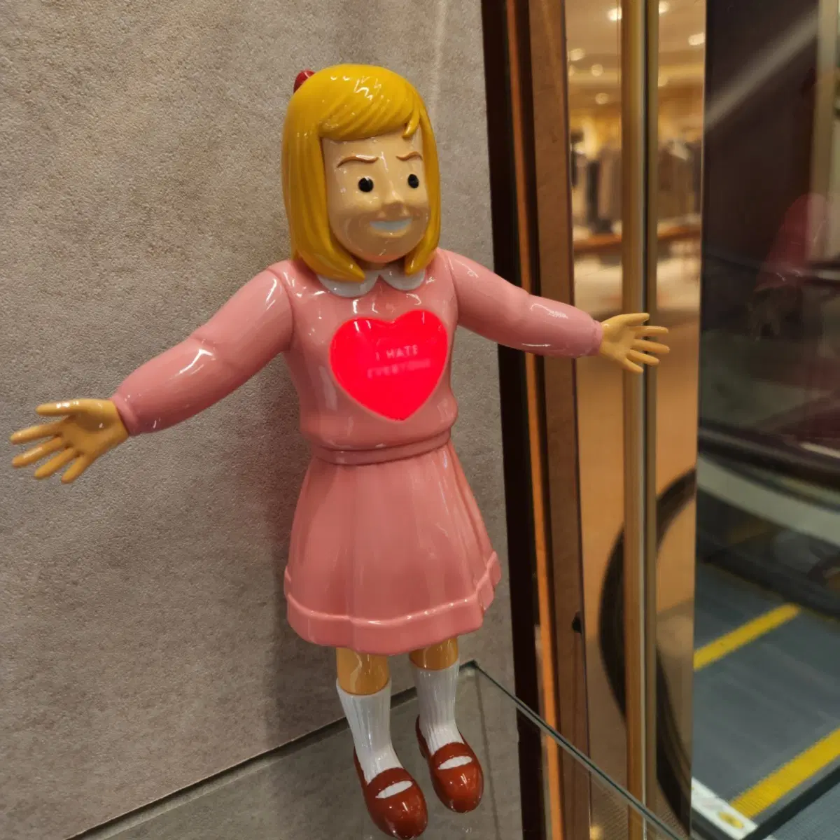 조안코넬라