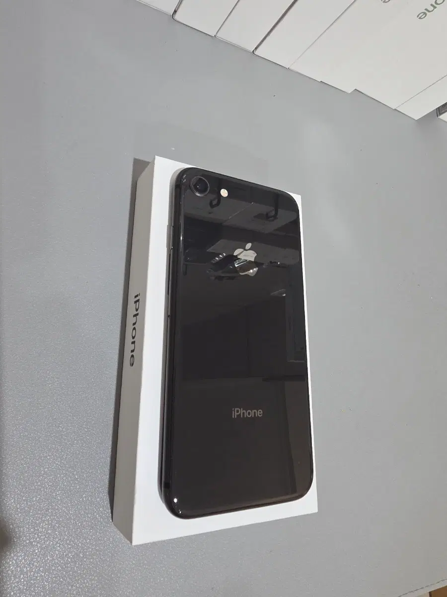아이폰8 64GB 블랙
